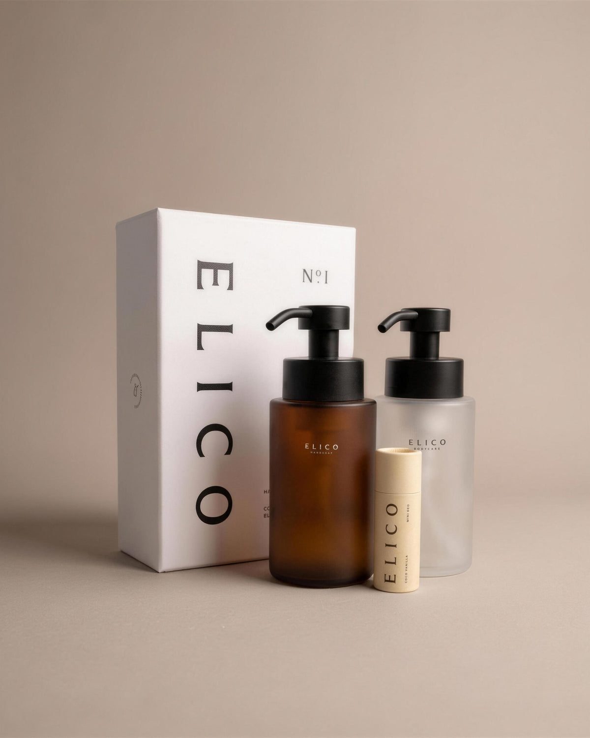 Badezimmer-Paket Standard: Handseifenspender, Duschgel-Spender und ein Mini Deo
